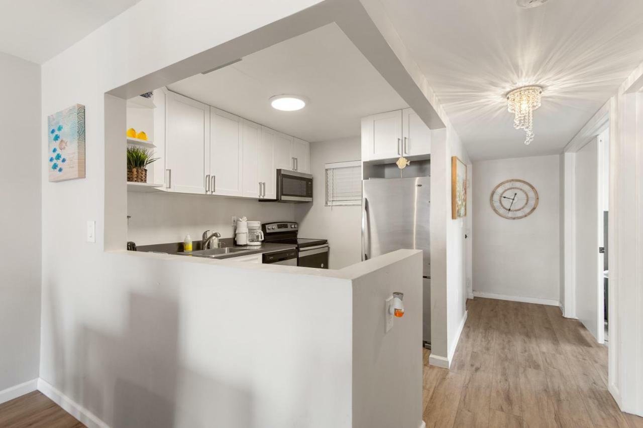 2 Bedroom 2 Bath With Patio On 11Th Collins Ave Miami Beach Exterior foto